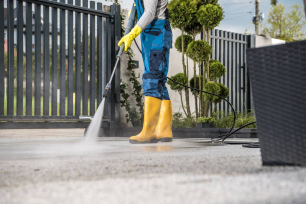 Best Garage Pressure Washing  in Sugarcreek, PA